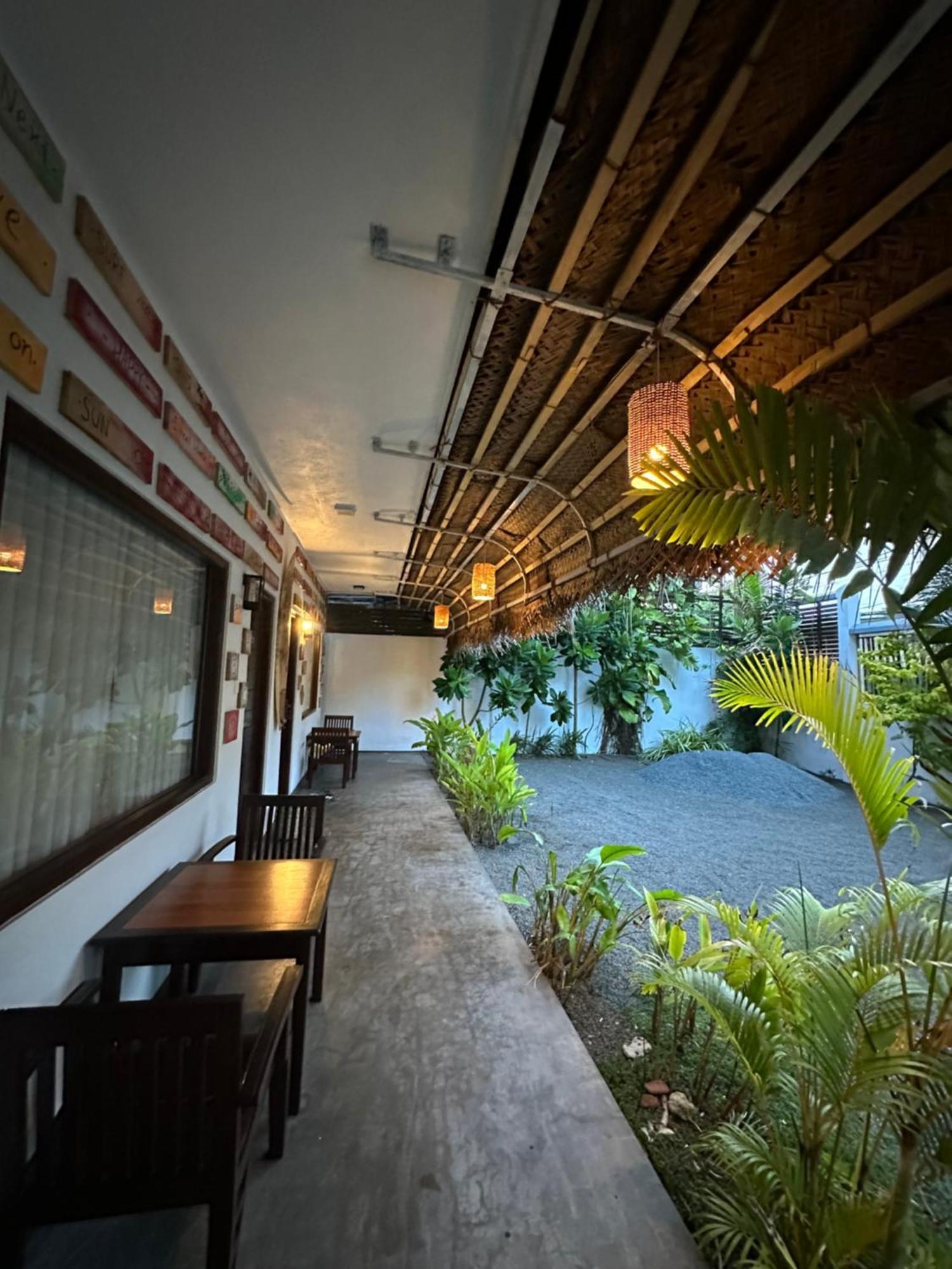 Cozy Sea View Inn Hikkaduwa Dış mekan fotoğraf