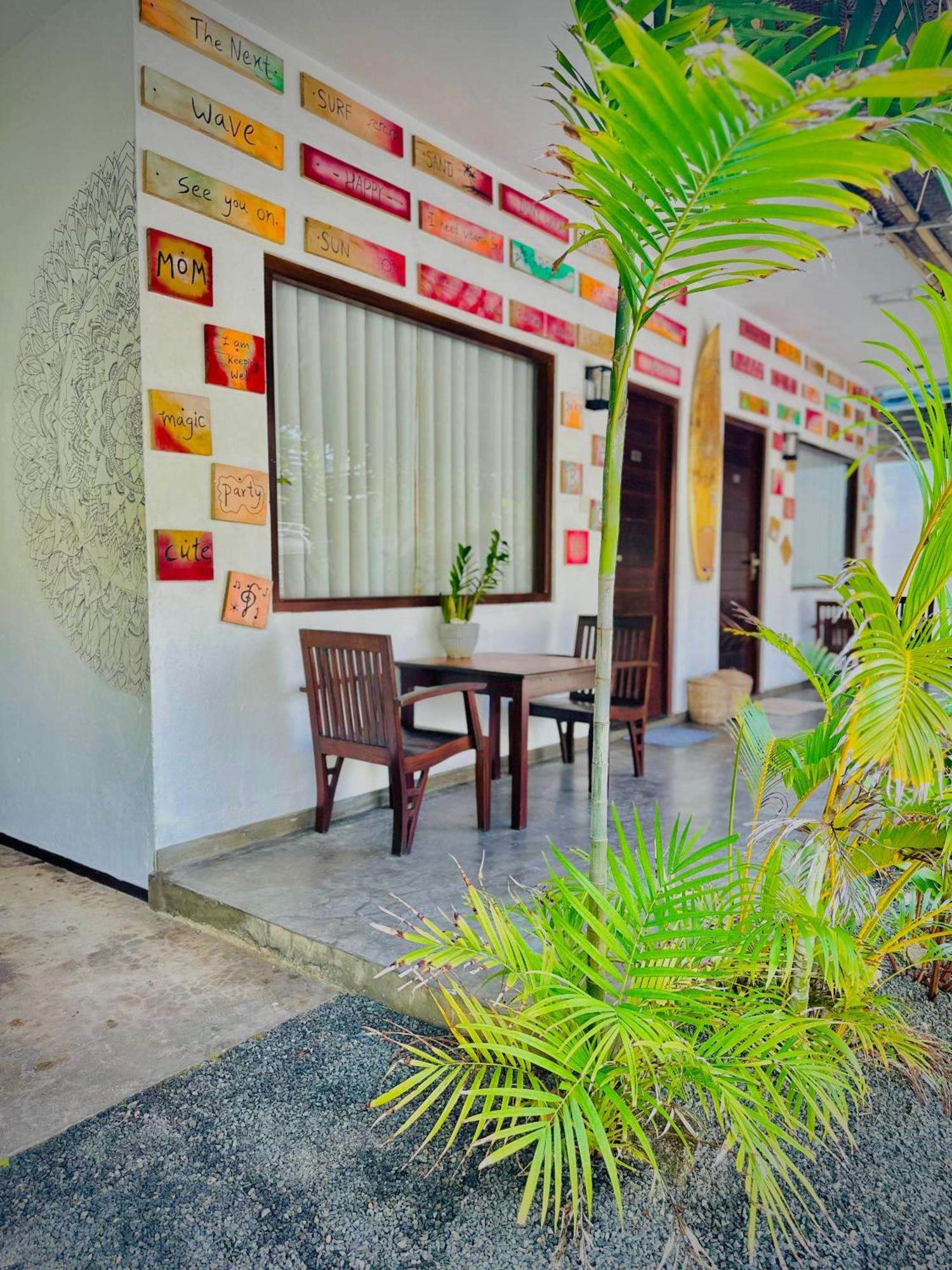 Cozy Sea View Inn Hikkaduwa Dış mekan fotoğraf