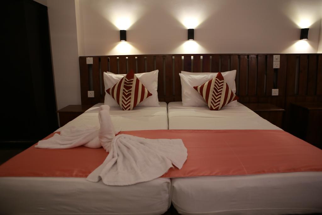 Cozy Sea View Inn Hikkaduwa Dış mekan fotoğraf
