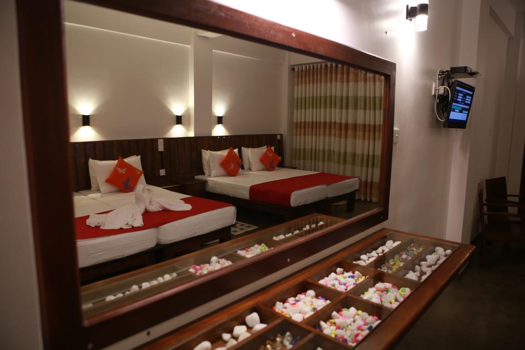 Cozy Sea View Inn Hikkaduwa Dış mekan fotoğraf