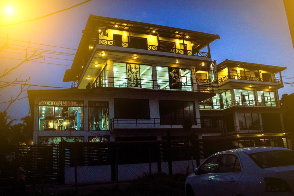 Cozy Sea View Inn Hikkaduwa Dış mekan fotoğraf