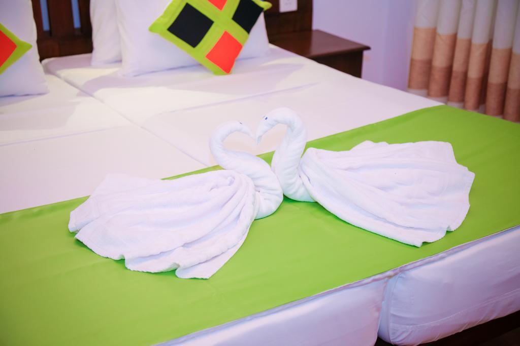 Cozy Sea View Inn Hikkaduwa Dış mekan fotoğraf