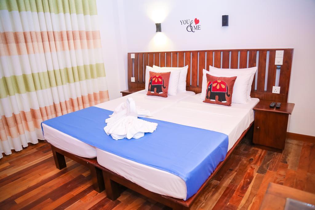 Cozy Sea View Inn Hikkaduwa Dış mekan fotoğraf